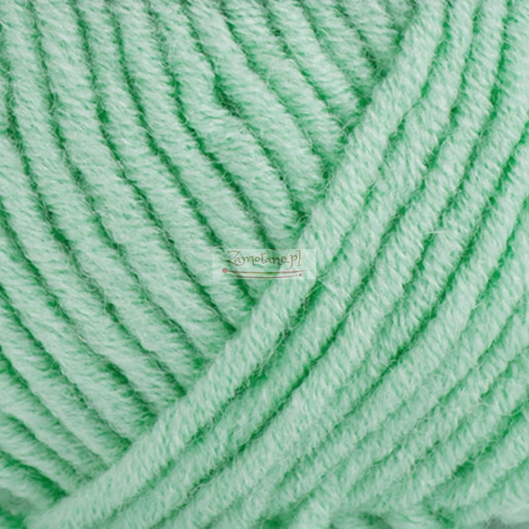 yarnart merino bulky 841 zoom.jpg