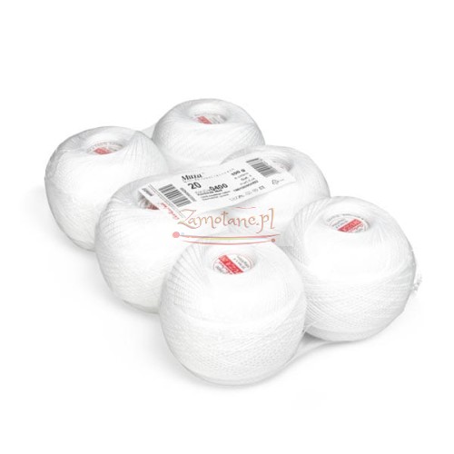 bialy_muza_20_ariadna_pack_IMG_7146.jpg