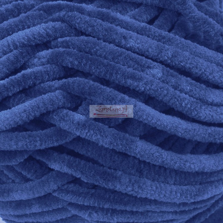 233_aksamitek_opus_zoom.jpg
