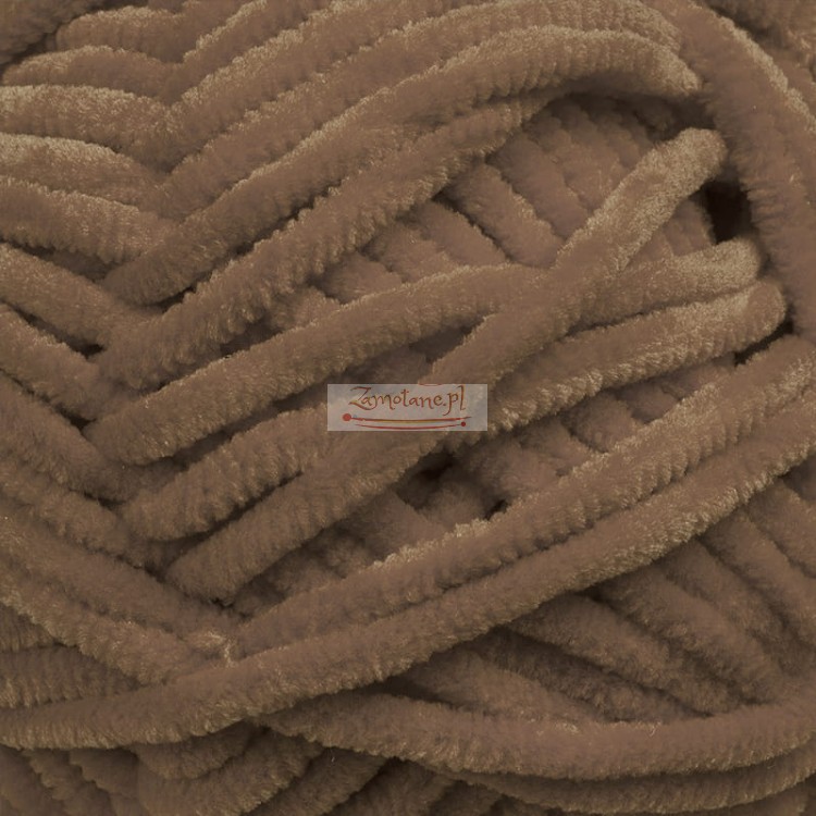 1467_aksamitek_opus_zoom.jpg